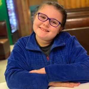 Meet your Posher, Dixie-lee